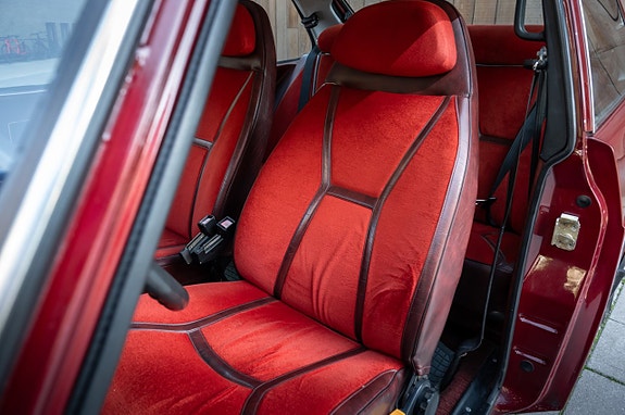 Saab 99 25 of 30