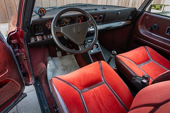 Saab 99 26 of 30