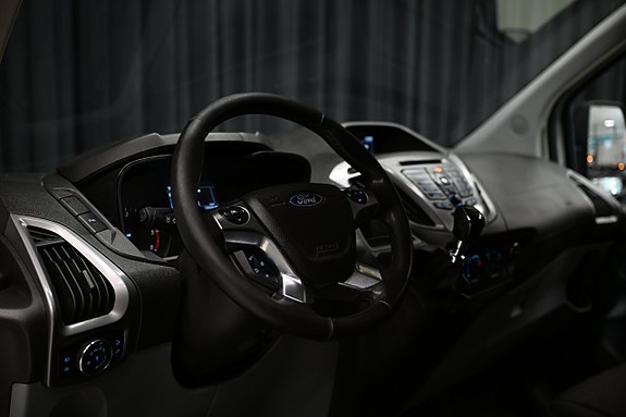 Ford Transit Custom 22 of 30