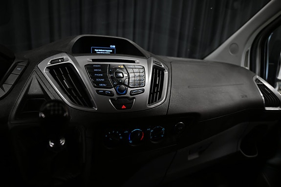 Ford Transit Custom 30 of 30