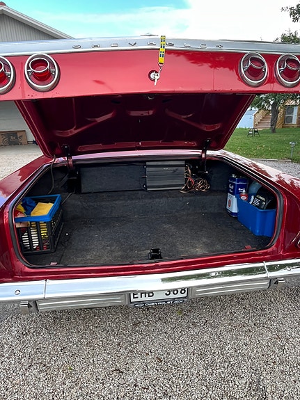 Chevrolet Impala 9 of 9