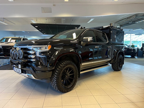 Chevrolet Silverado 1500 10 of 23