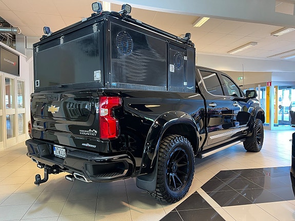 Chevrolet Silverado 1500 12 of 23