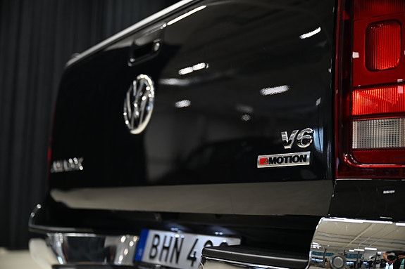 Volkswagen Amarok 16 of 30