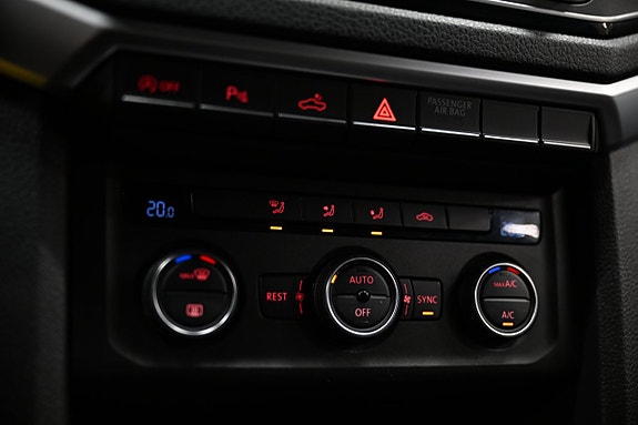 Volkswagen Amarok 29 of 30