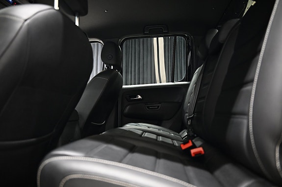 Volkswagen Amarok 25 of 30