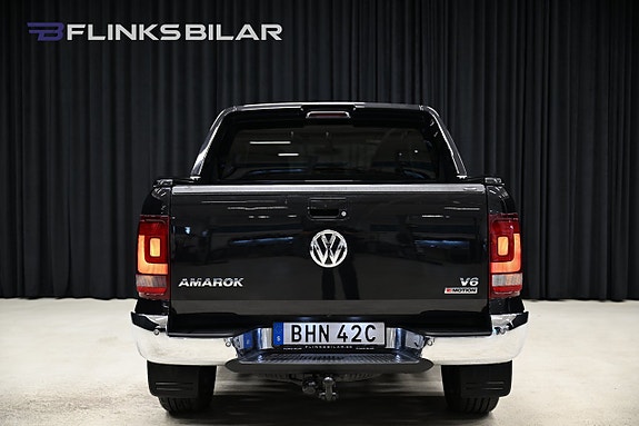Volkswagen Amarok 15 of 30