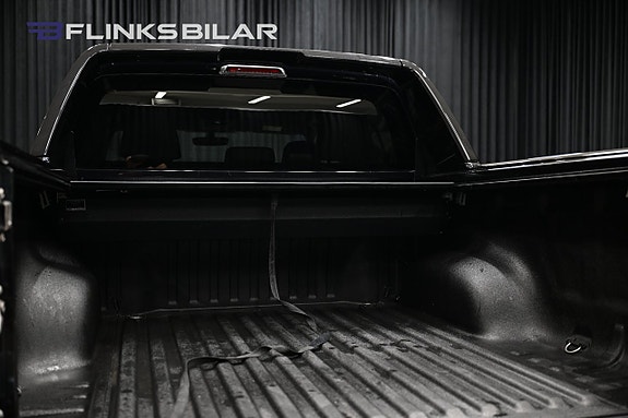 Volkswagen Amarok 11 of 30