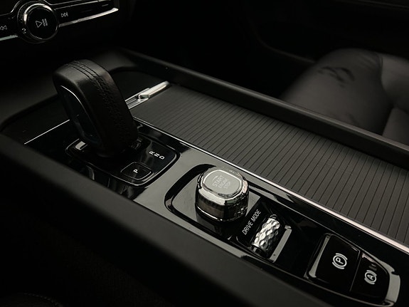 Volvo XC60 29 of 30