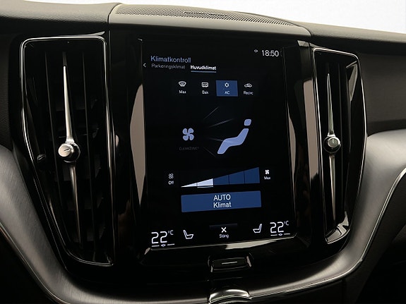 Volvo XC60 23 of 30