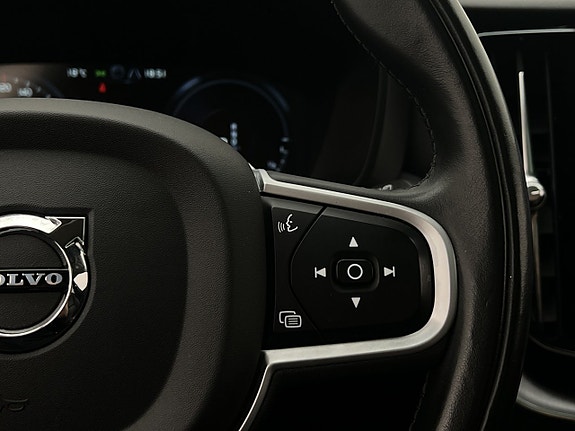 Volvo XC60 20 of 30