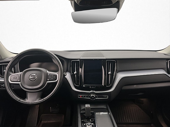 Volvo XC60 16 of 30