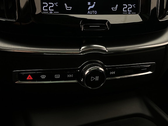 Volvo XC60 28 of 30
