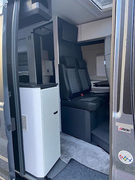 Adria TWIN SUPREME 640 SLB ALDE 3 of 6