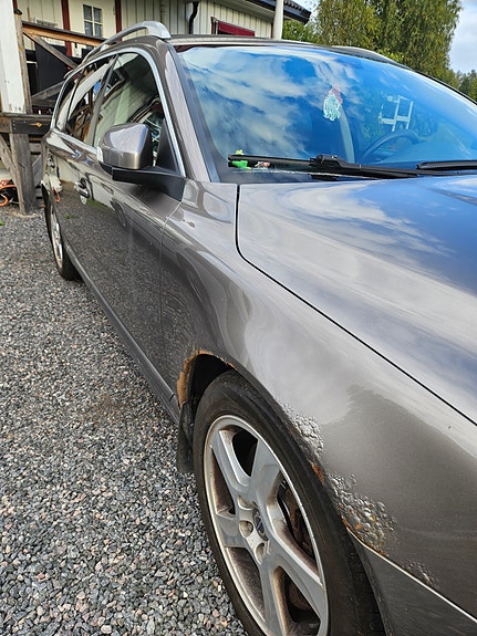 Volvo V70 4 of 4