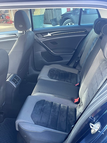 Volkswagen Golf VII 8 of 8