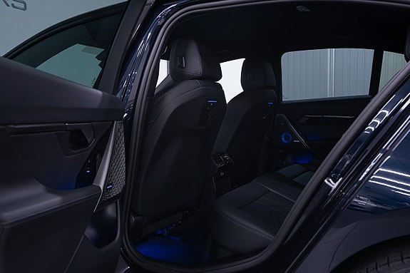 BMW 530e 13 of 29