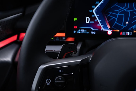 BMW 530e 18 of 29