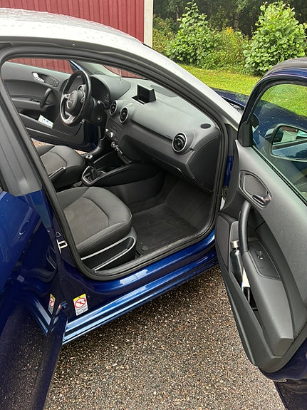 Audi A1 8 of 14