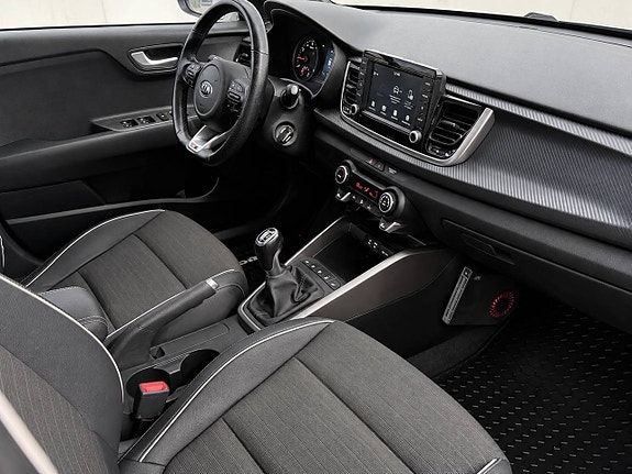 Kia Rio 11 of 12