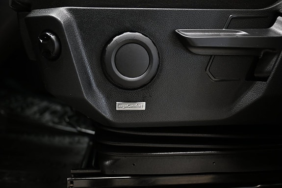 Volkswagen Crafter 25 of 30