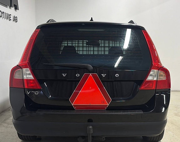 Volvo V70 6 of 10