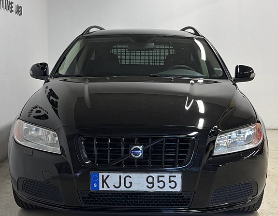 Volvo V70 5 of 10