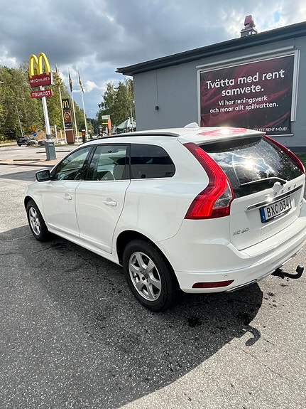 Volvo XC60 4 of 6