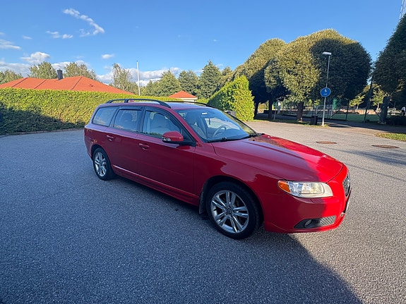 Volvo V70 9 of 15