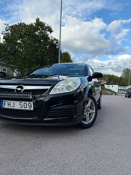Opel Vectra 5 of 8