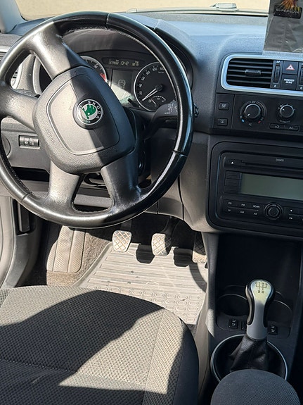 Skoda Fabia 5 of 7