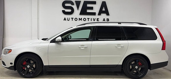 Volvo V70 3 of 10