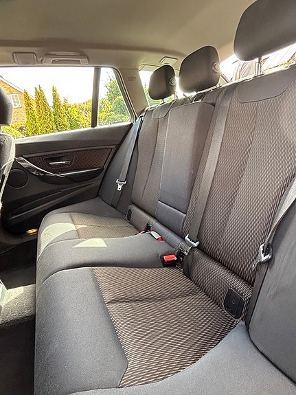 BMW 320d 5 of 9