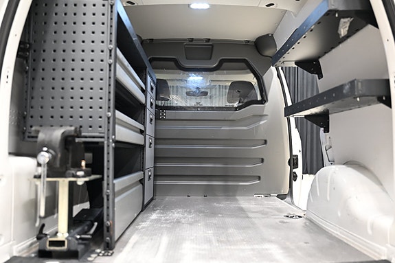 Volkswagen Caddy 8 of 30