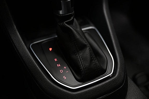 Volkswagen Caddy 23 of 30