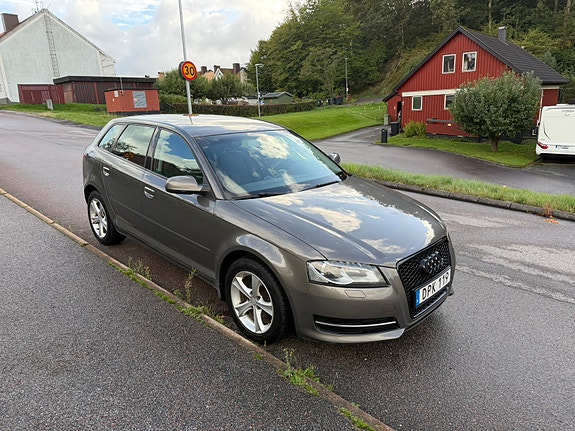 Audi A3 4 of 6