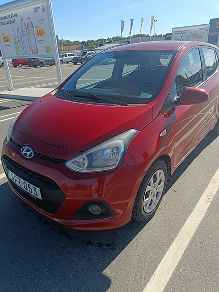 Hyundai i10 5 of 15