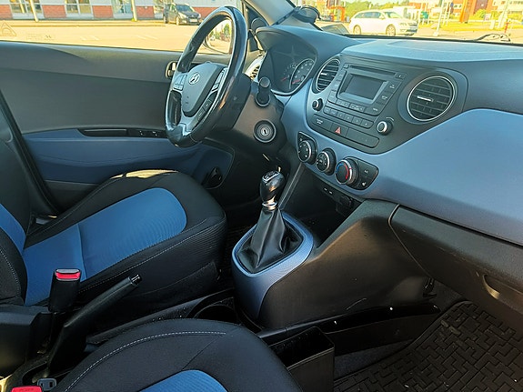 Hyundai i10 13 of 15