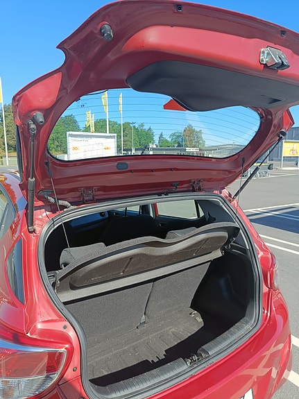 Hyundai i10 9 of 15