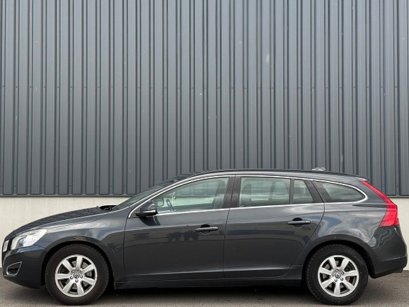 Volvo V60 9 of 13