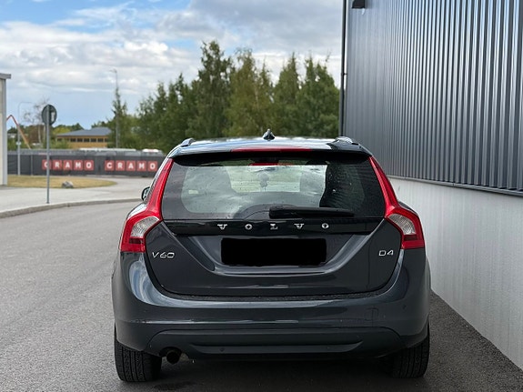 Volvo V60 6 of 13