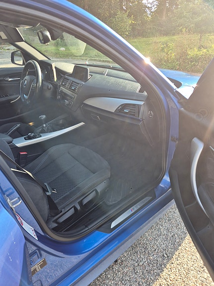 BMW 118d 9 of 12