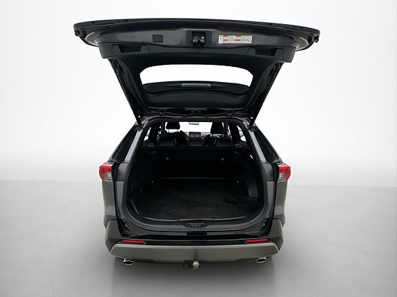 Toyota RAV4 9 of 30