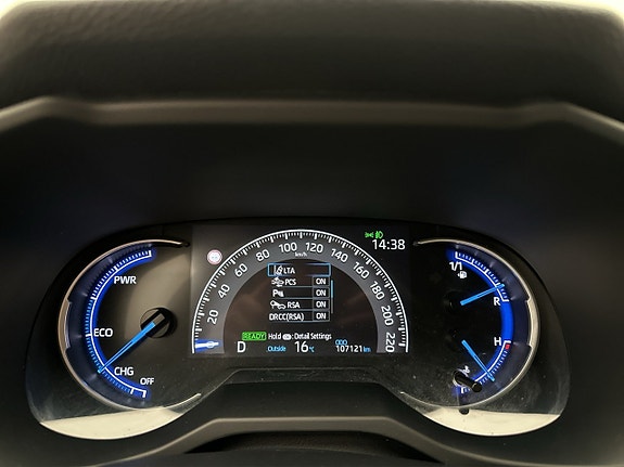 Toyota RAV4 19 of 30