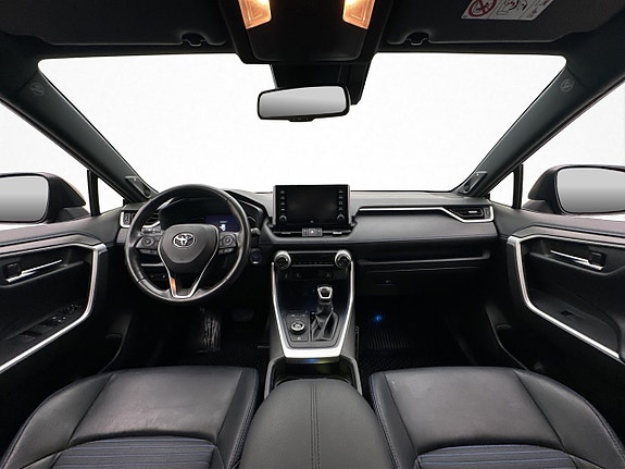 Toyota RAV4 15 of 30