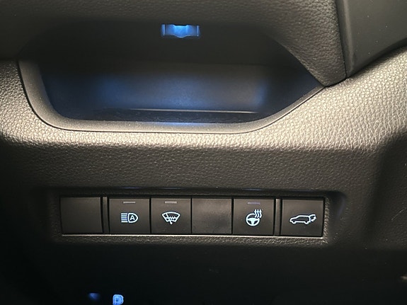 Toyota RAV4 25 of 30