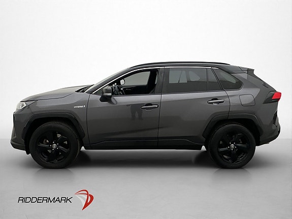 Toyota RAV4 4 of 30