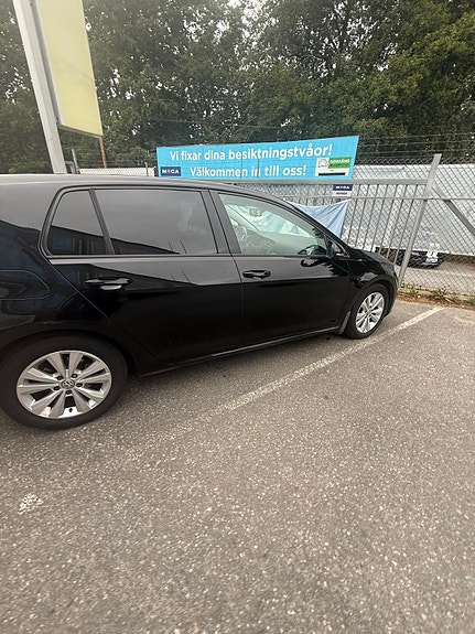 Volkswagen Golf VII 4 of 15