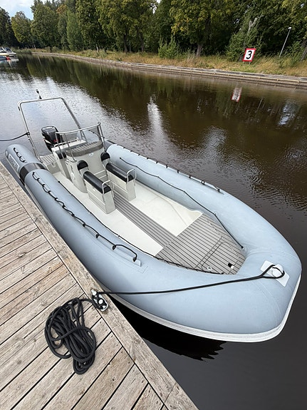 Capelli Tempest 750 | Suzuki DF250 | INKL. 80km/h trailer 5 of 8