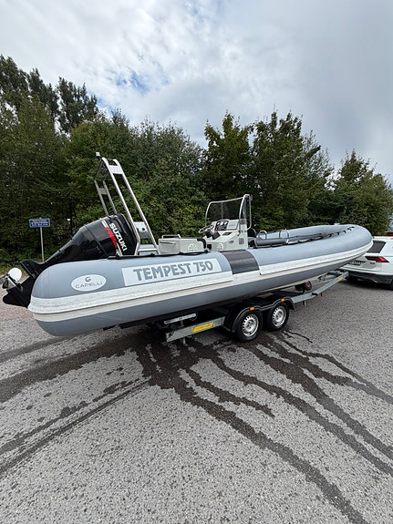 Capelli Tempest 750 | Suzuki DF250 | INKL. 80km/h trailer 7 of 8